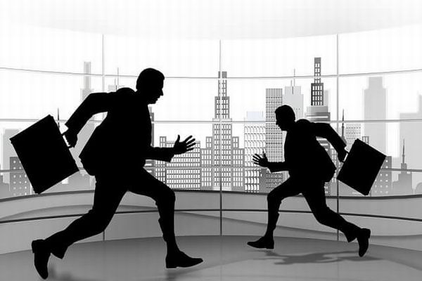 【悲報】ワイ大学生19時間のバイトから只今帰宅ｗｗｗｗｗｗｗｗｗｗ