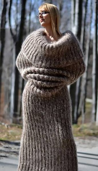 【狂気】女の子「くつ下、肩まで被ってみたよーｗ」 (画像あり)ｗｗｗｗ