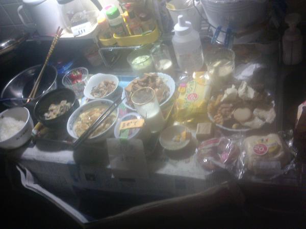 【驚愕】１日１回しか食わない俺の夜食がこちらですｗｗｗｗｗ