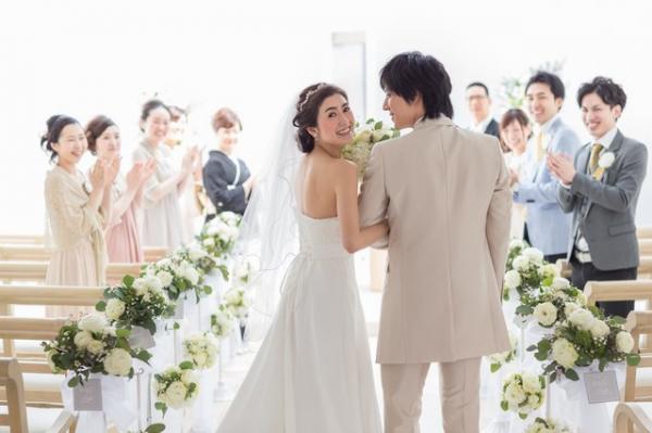 【悲報】僕は友達0人なんだが、結婚式どうやって乗り切ればいいのｗｗｗｗ