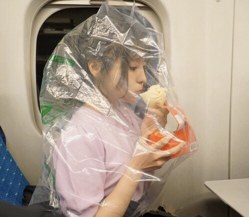 【悲報】まんさん、新幹線内で豚まんを食べた結果ｗｗｗｗｗｗｗｗｗｗｗｗ