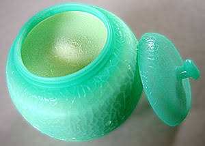 J( ‘ｰ`)し「アイス買ってきたわよ～」 彡(^)(^)｢｣ﾄﾞﾀﾄﾞﾀﾄﾞﾀﾄﾞﾀ(階段を駆け下りる音)