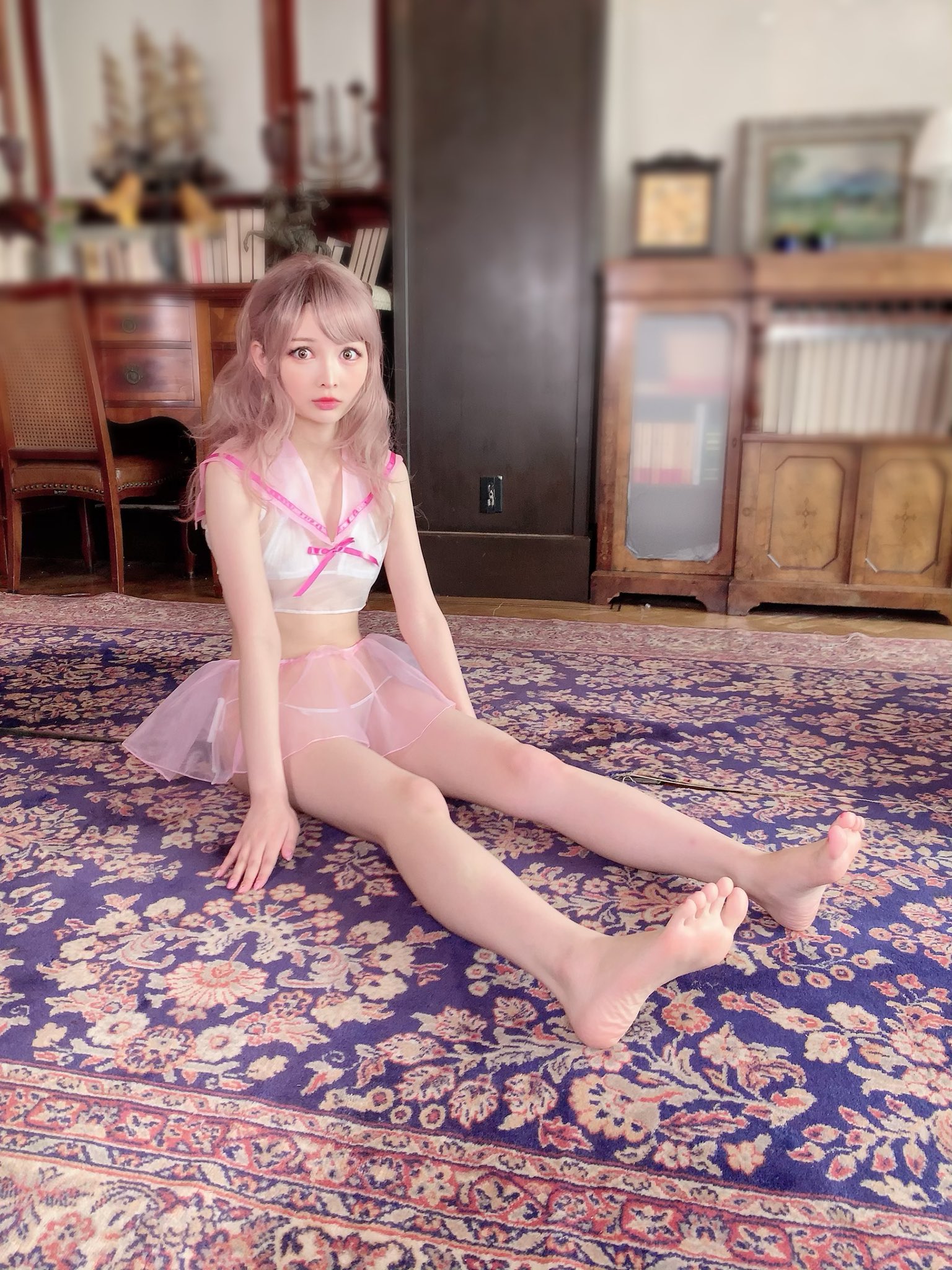 【画像】この女の子の足指5分間舐め続けたら1万円貰えるｗｗｗ