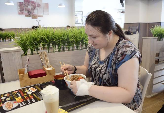 ロシア人「松屋モスクワ開店おめでとう。京都で食べる、いつもの味。」