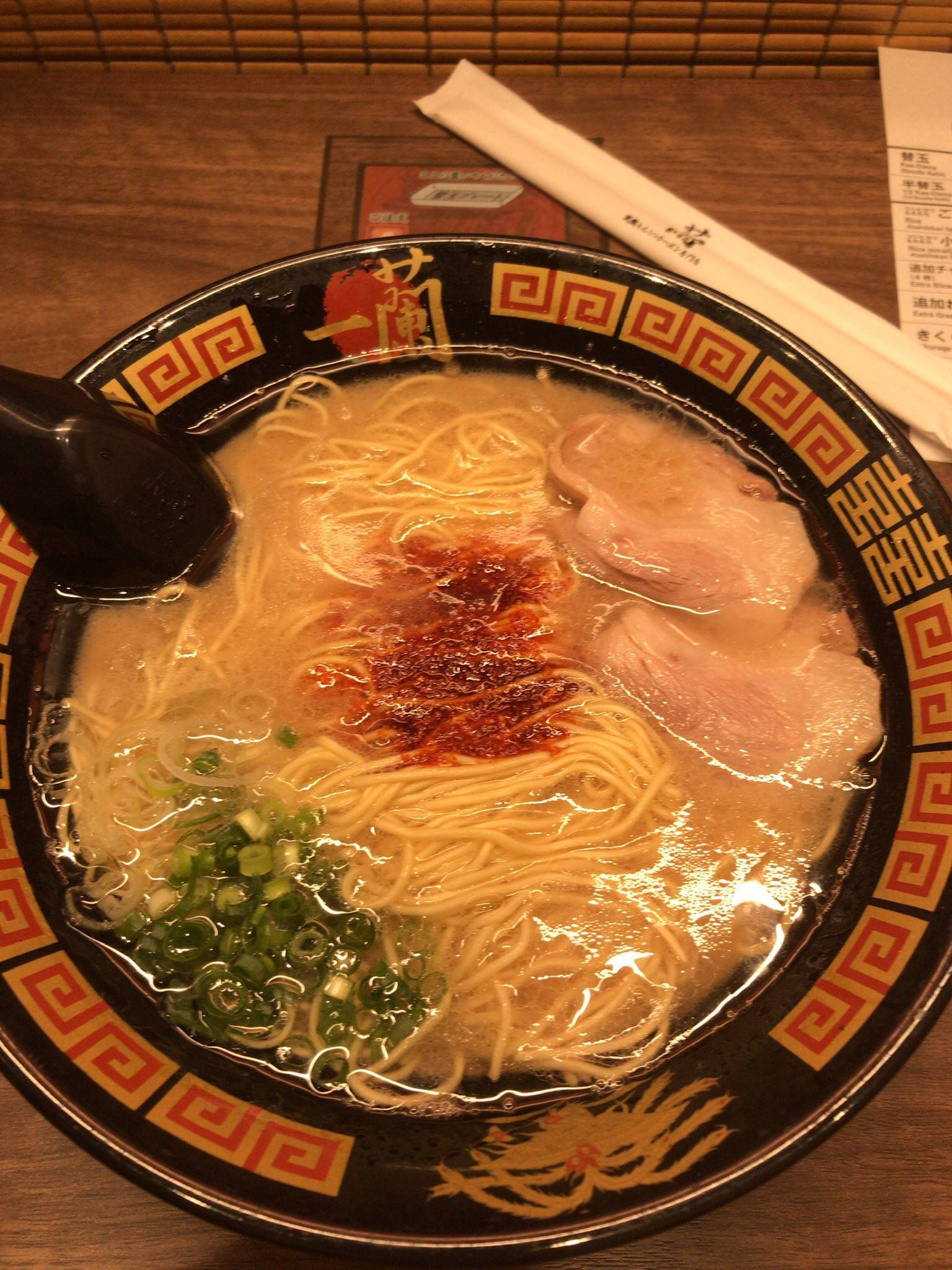 【画像】どうしても我慢できずにラーメン一蘭来てしまったｗｗｗｗｗｗ