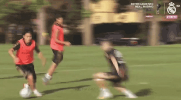 【朗報】レアル久保、ガチで上手いw