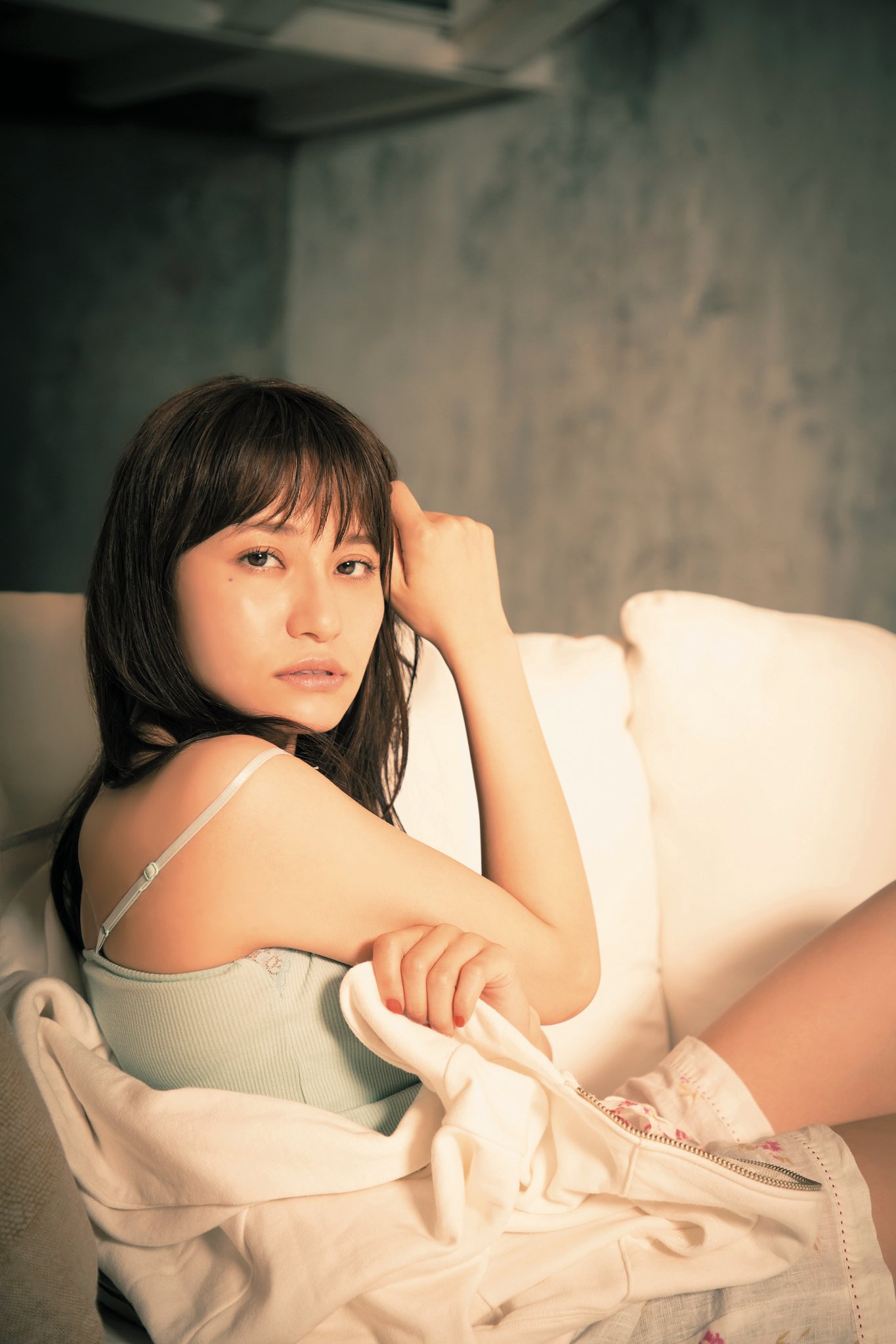 友「すげぇなワイ！ハーフの彼女出来たんだってな！何人だよ」ワイ「ピーナ」