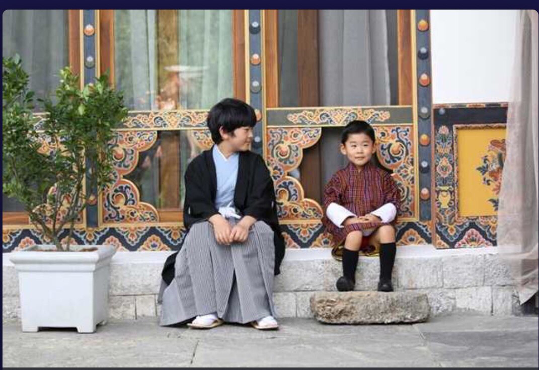 ブータン王子、悠仁さまにビビるｗｗｗｗ