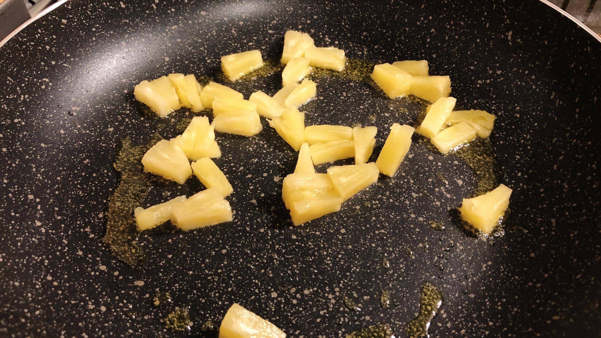 【画像】カレー作るからｗｗｗ