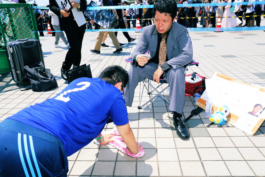 このコミケのコスプレｗｗｗｗｗ