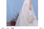 【画像】エチエチまんさん、友人の結婚式に片出し白ドレスを着て行き炎上wwwww