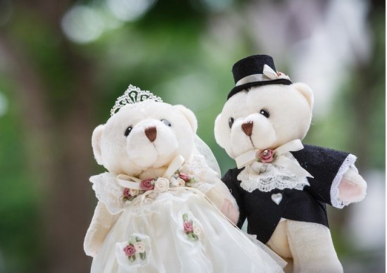 【朗報】40代の男と20代の女との結婚が激増 全体に占める割合が15%から46%に