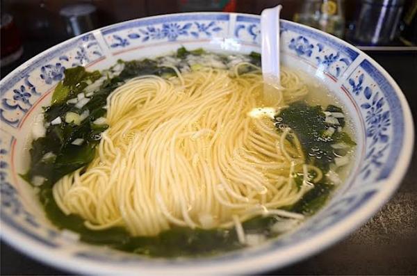 【朗報】家系ラーメン、二郎ラーメン　「背脂チャッチャ系ラーメン」←こいつｗｗｗｗｗｗｗ